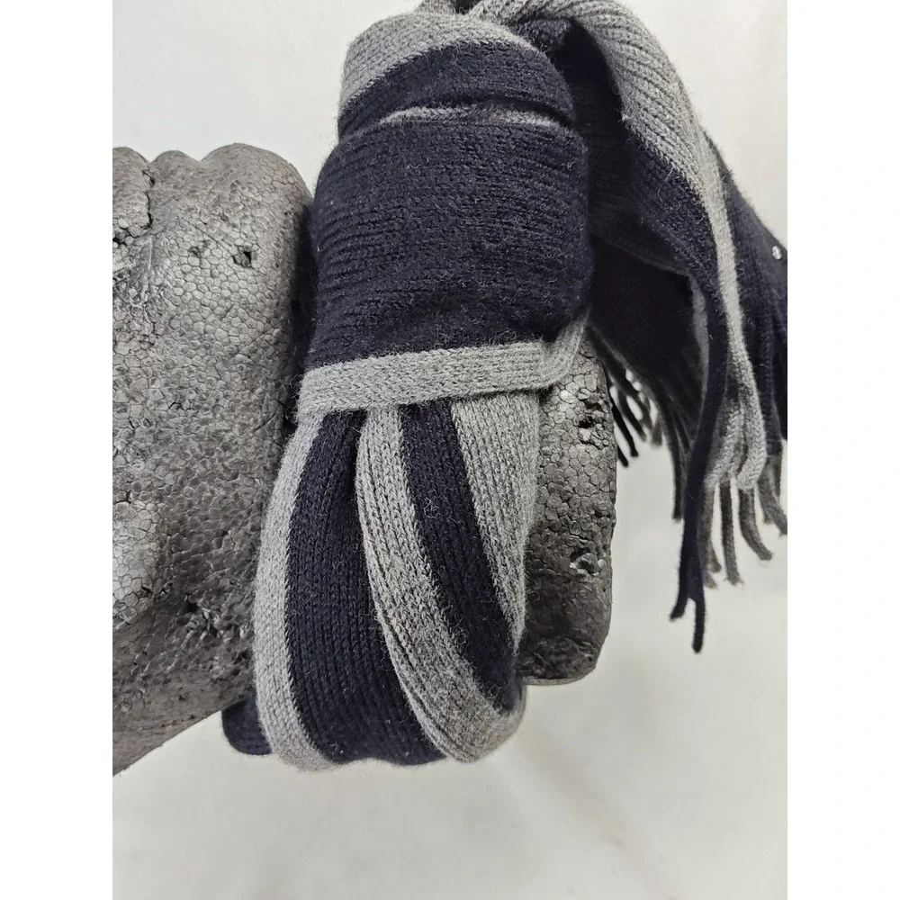 Hugo Boss Scarf Mens Grey Black Striped Ribbed Knit Wool Blend Made in Italy‎